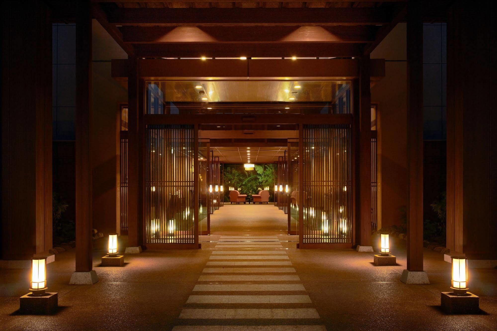 Koran No Yu Kinkouro Hotel Ibusuki Exterior photo